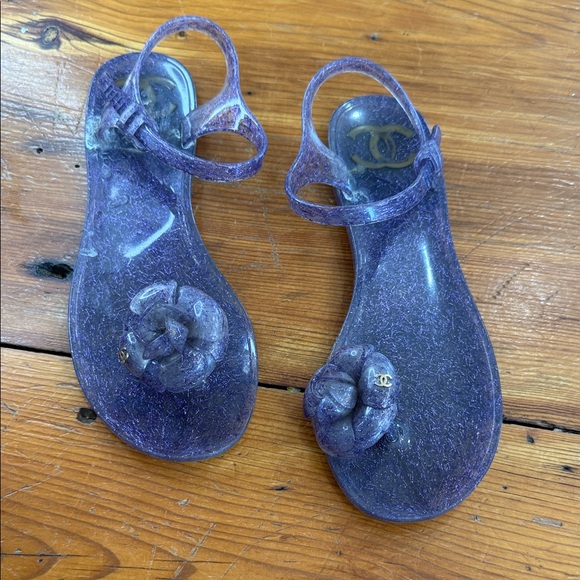 CHANEL Shimmering Purple Sandals with Floral Accent Jelly Shoes Size 39 - Picture 1 of 16